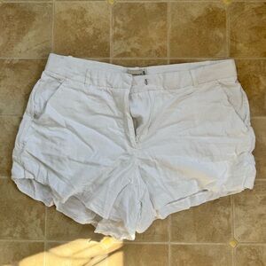 Abercrombie & Fitch Women's White linen Shorts
